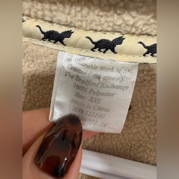 THE BRADFORD EXCHANGE VINTAGE CAT EMBROIDERED ZIP UP - Picture 4 of 7